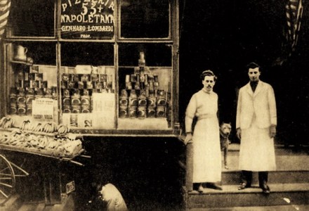 lombardis-first-pizzeria-in-the-us