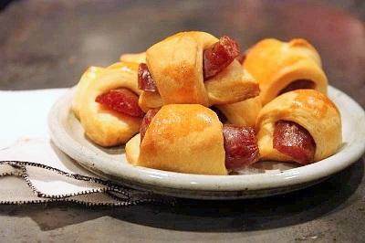 pigs-in-a-blanket-for-halloween